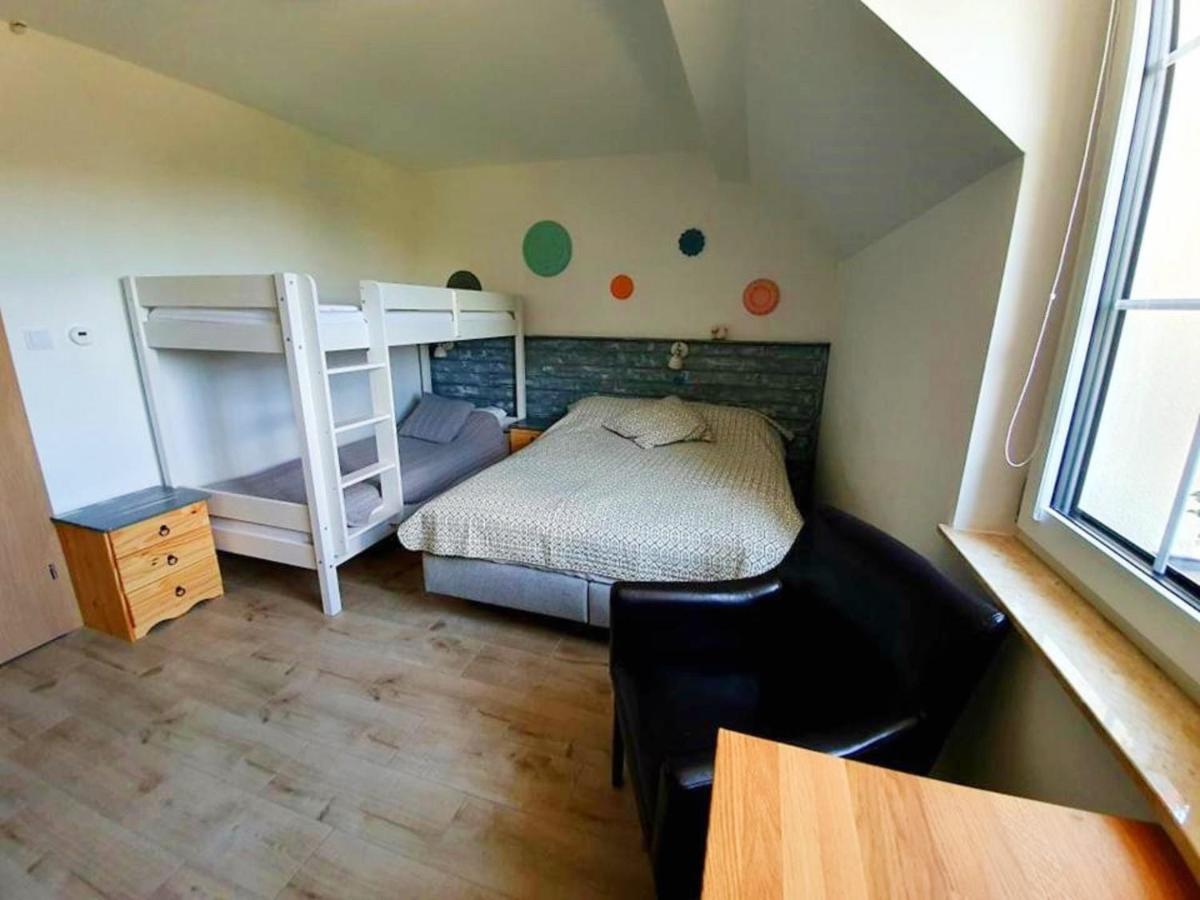 Dworek Akacja Uslugi Hotelarskie Яновєц Екстер'єр фото