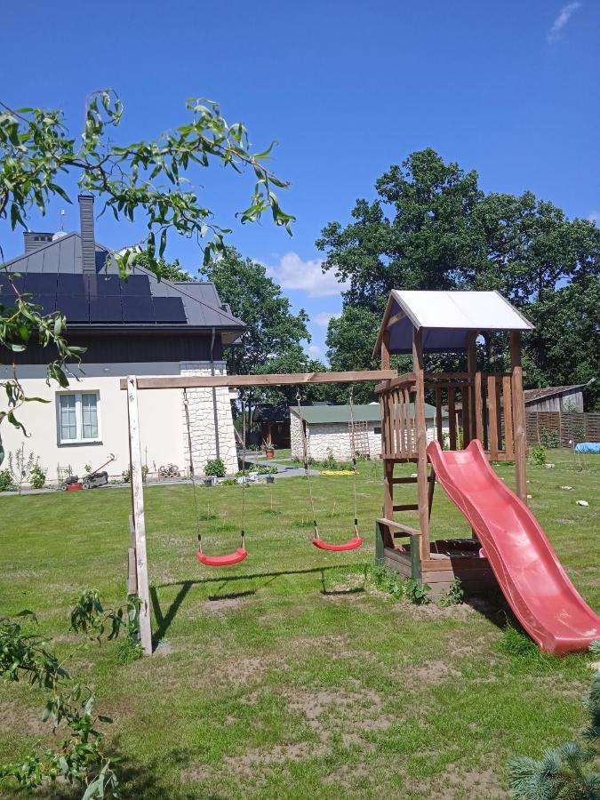 Dworek Akacja Uslugi Hotelarskie Яновєц Екстер'єр фото