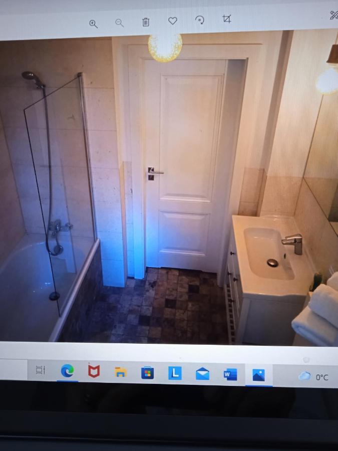 Dworek Akacja Uslugi Hotelarskie Яновєц Екстер'єр фото